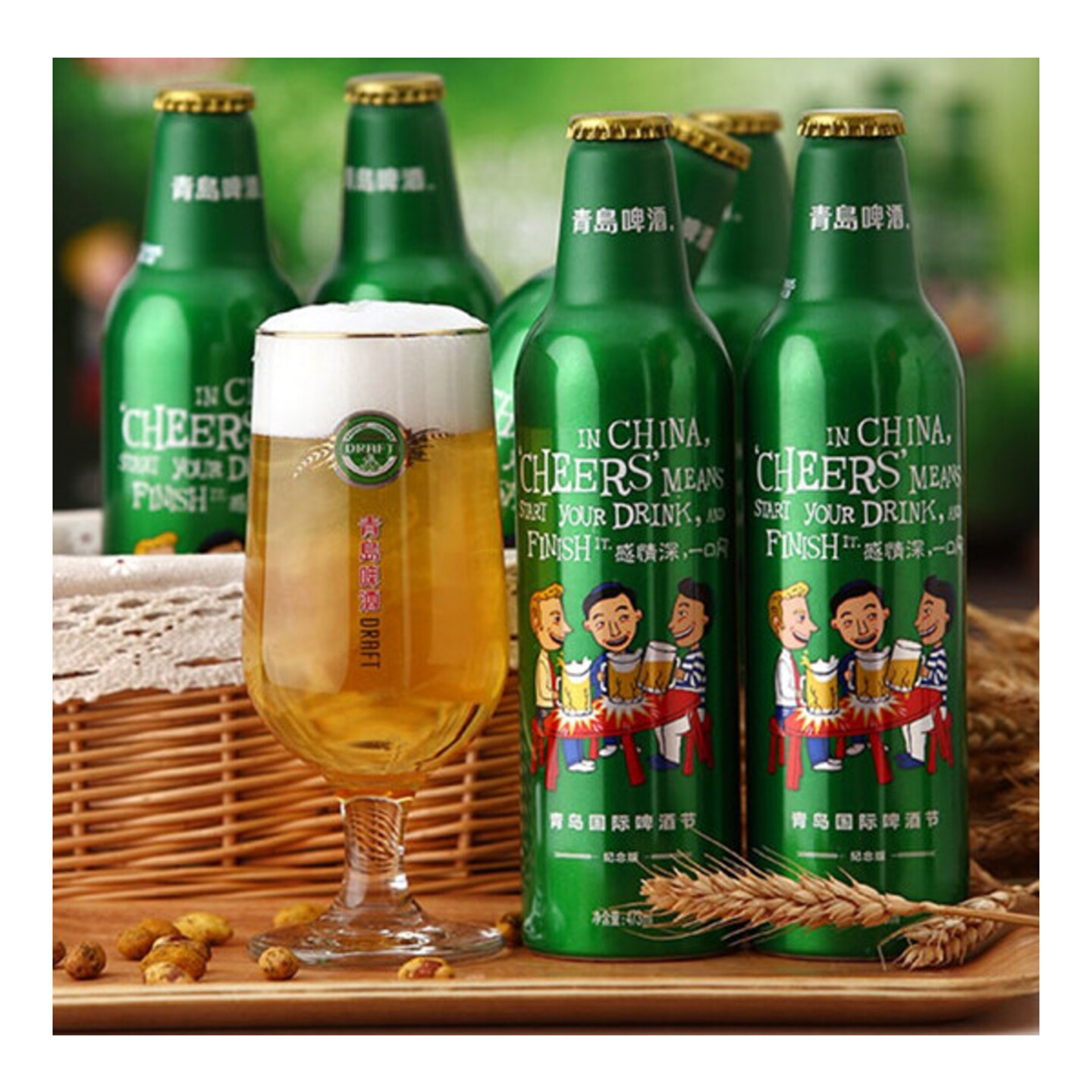 啤酒瓶型包装设计-青岛啤酒节定制包装设计